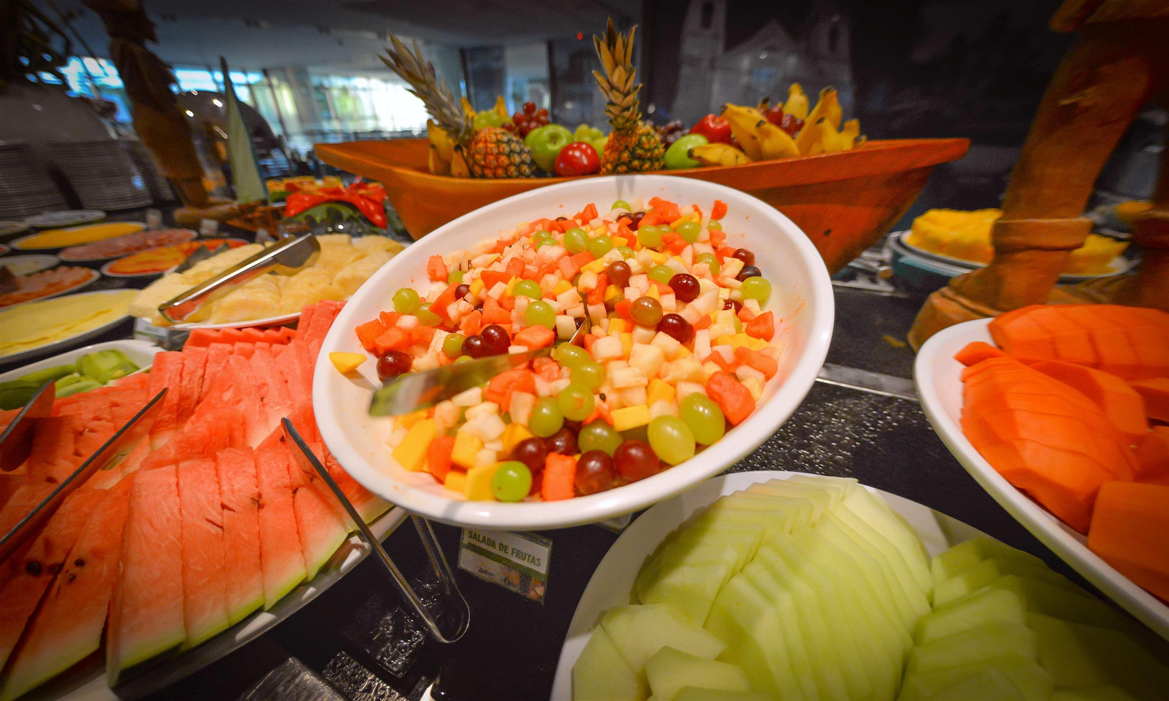 Best Western Premier Maceio Exteriér fotografie Fruit salad