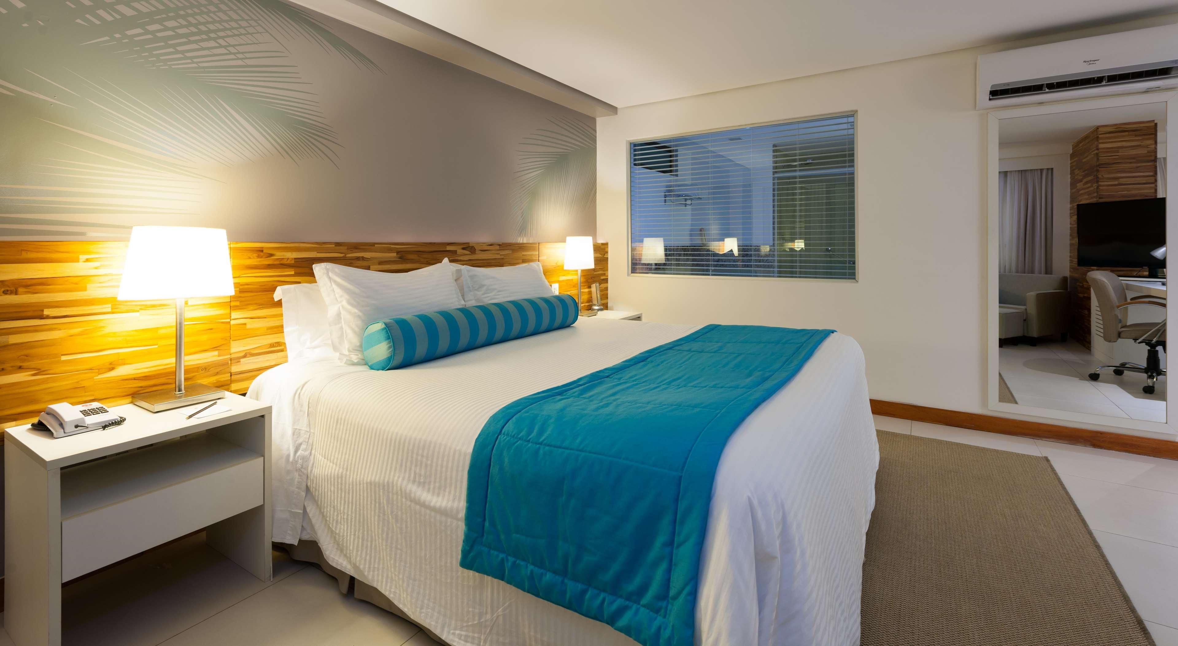 Best Western Premier Maceio Exteriér fotografie A bedroom at the hotel